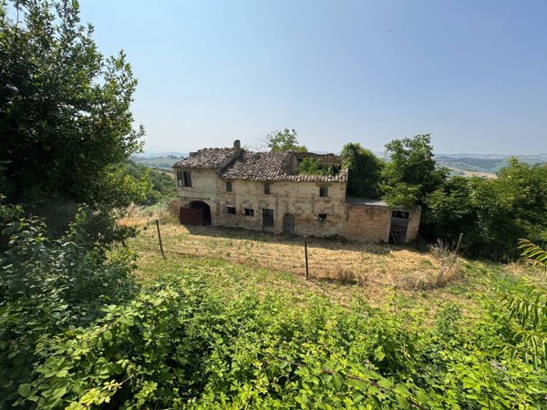 casale in vendita a Ponzano di Fermo