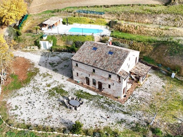 casa indipendente in vendita a Ponzano di Fermo