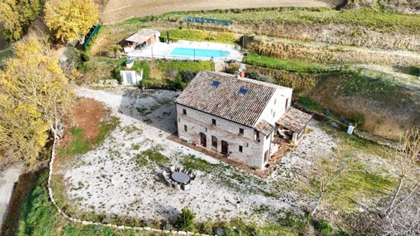 casa indipendente in vendita a Ponzano di Fermo