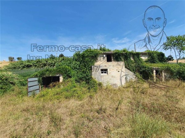 casa indipendente in vendita a Ponzano di Fermo in zona Torchiaro