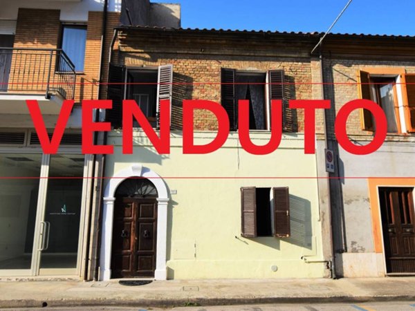 casa indipendente in vendita a Porto San Giorgio