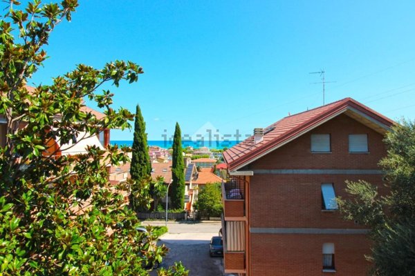 casa indipendente in vendita a Porto San Giorgio