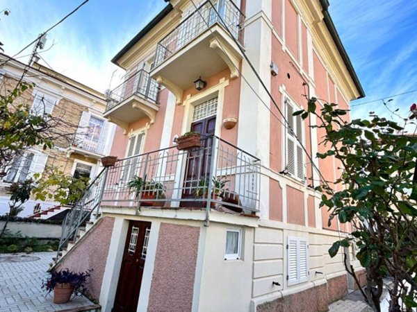 casa indipendente in vendita a Porto San Giorgio
