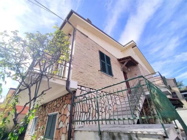 casa indipendente in vendita a Porto San Giorgio