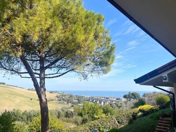 casa indipendente in vendita a Porto San Giorgio