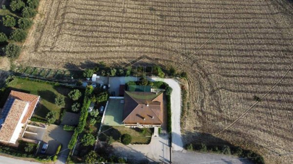 casa indipendente in vendita a Porto San Giorgio