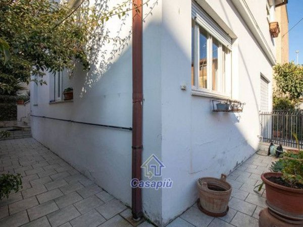 casa indipendente in vendita a Porto San Giorgio