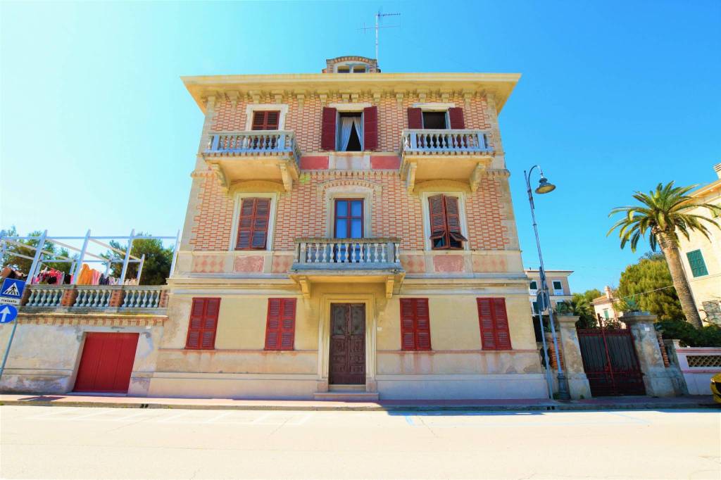 casa indipendente in vendita a Porto San Giorgio