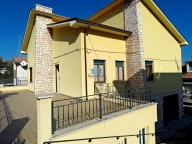 casa indipendente in vendita a Porto San Giorgio