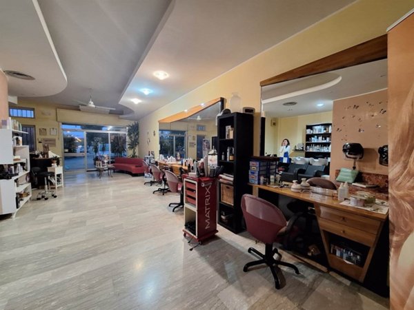 negozio in vendita a Porto San Giorgio