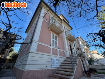 casa indipendente in vendita a Porto San Giorgio