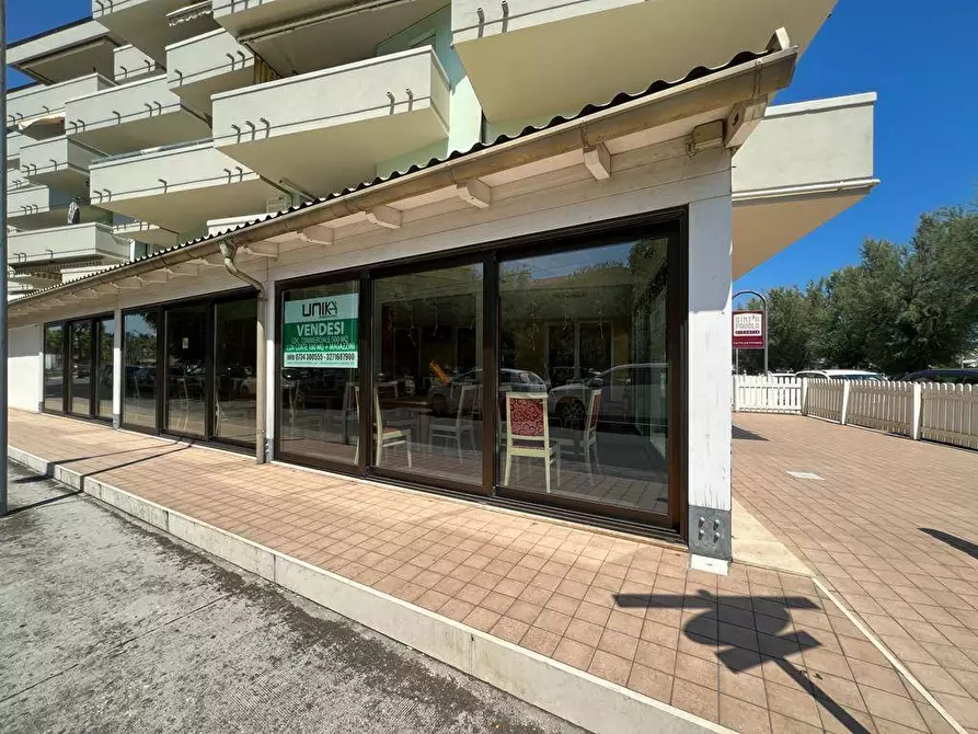 locale commerciale in vendita a Porto San Giorgio