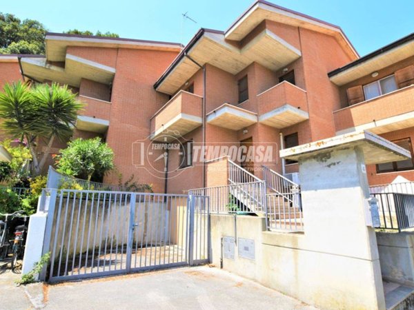 casa indipendente in vendita a Porto San Giorgio