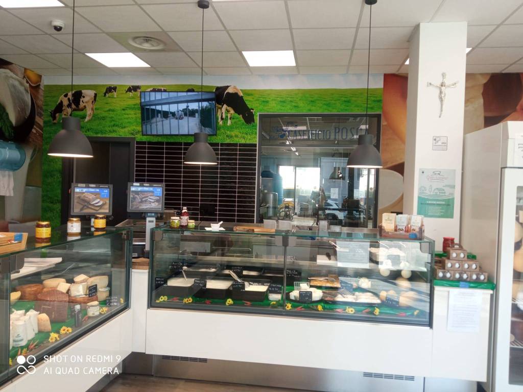 negozio in vendita a Porto San Giorgio