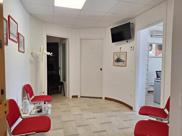 ufficio in vendita a Porto San Giorgio