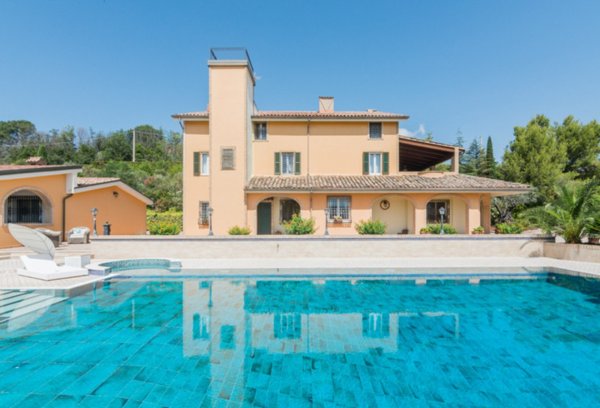 casa indipendente in vendita a Porto San Giorgio