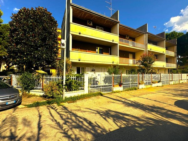 casa indipendente in vendita a Porto San Giorgio