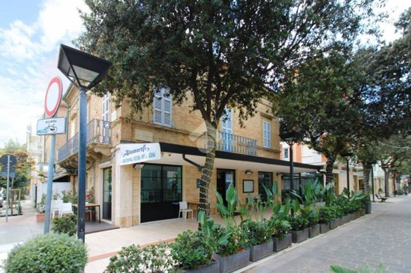 negozio in vendita a Porto San Giorgio