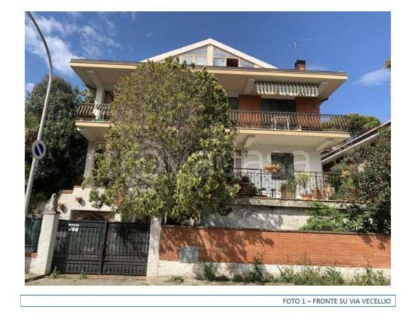 casa indipendente in vendita a Porto San Giorgio