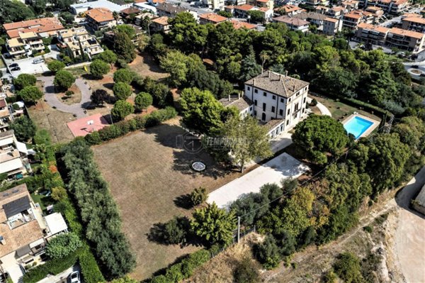 villa in vendita a Porto San Giorgio