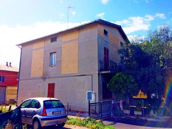 casa indipendente in vendita a Porto San Giorgio