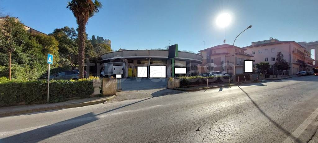 negozio in vendita a Porto San Giorgio