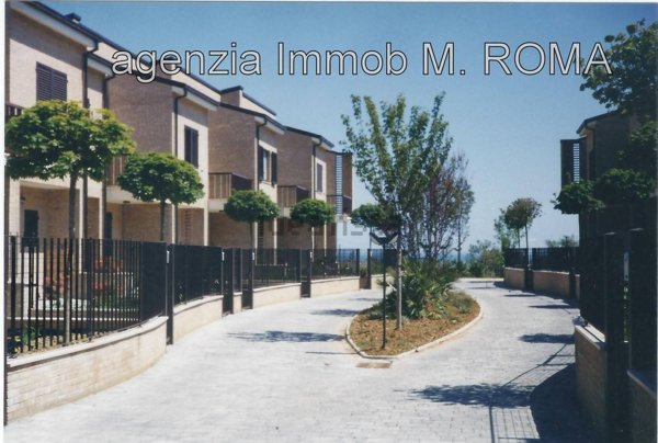 casa indipendente in vendita a Porto San Giorgio