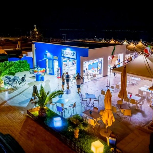 negozio in vendita a Porto San Giorgio