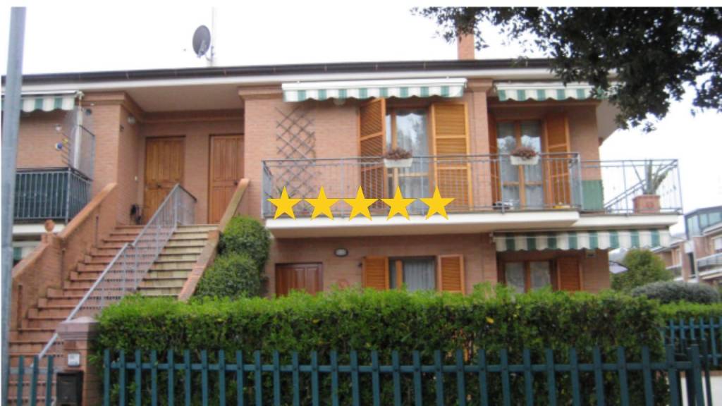 casa indipendente in vendita a Porto San Giorgio