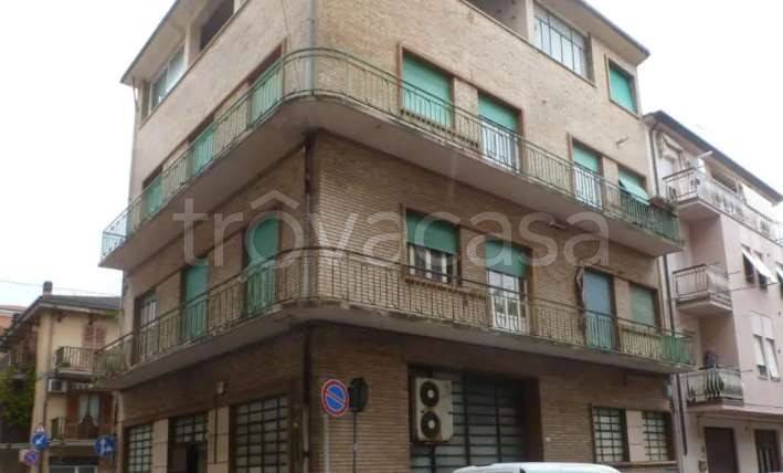 negozio in vendita a Porto San Giorgio