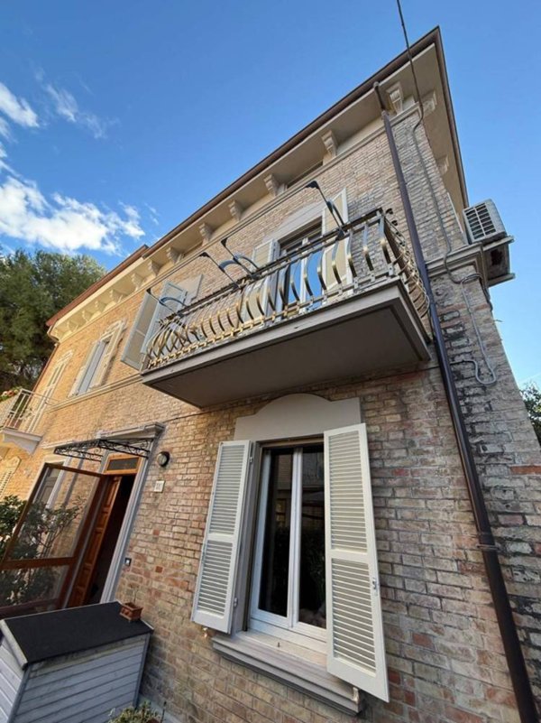 casa indipendente in vendita a Porto San Giorgio