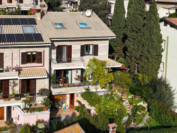 casa indipendente in vendita a Porto San Giorgio