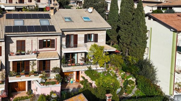 casa indipendente in vendita a Porto San Giorgio