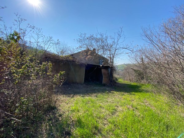 rudere in vendita a Porto San Giorgio