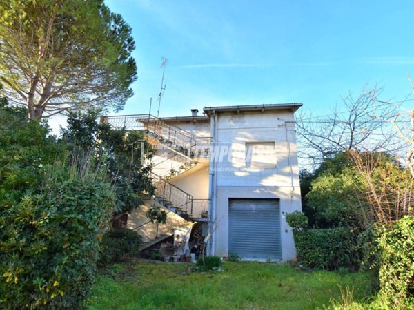 casa indipendente in vendita a Porto San Giorgio