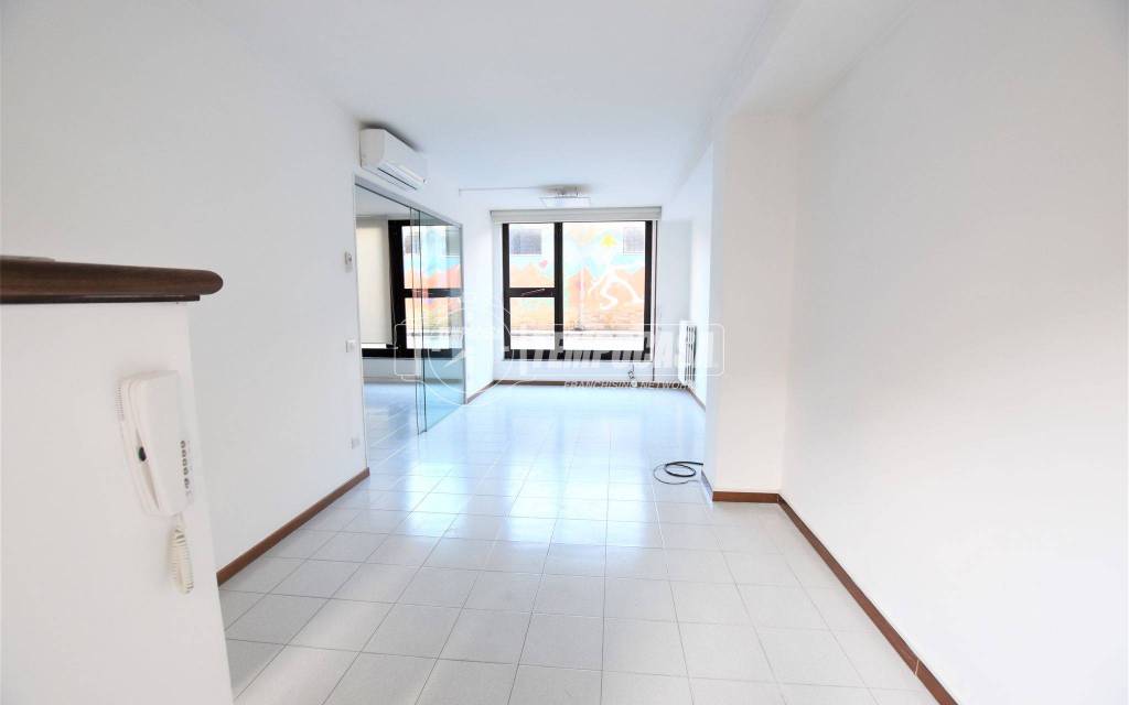 negozio in vendita a Porto San Giorgio