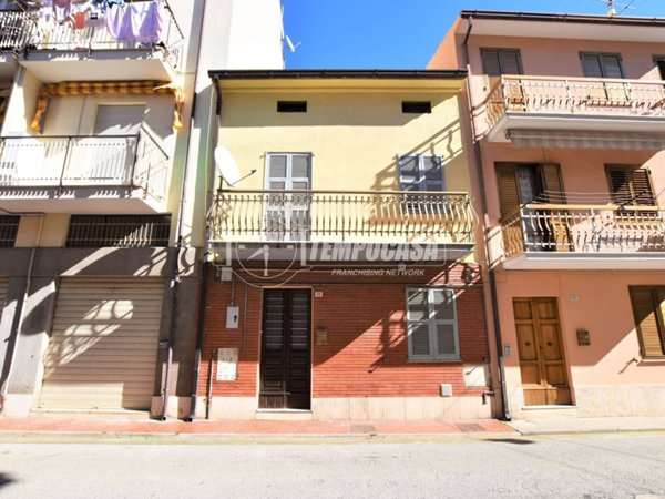 casa indipendente in vendita a Porto San Giorgio