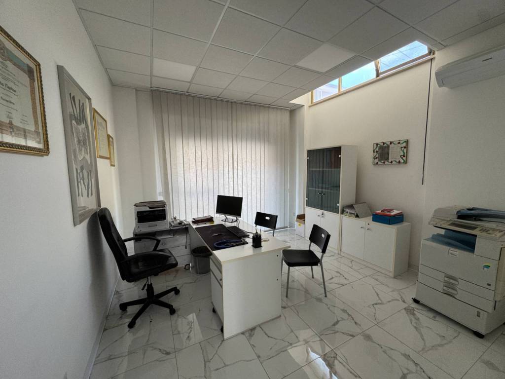 negozio in vendita a Porto San Giorgio