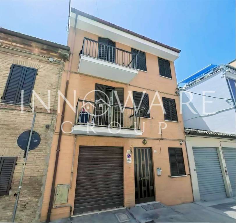 casa indipendente in vendita a Porto San Giorgio