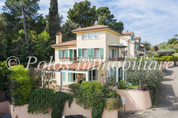 casa indipendente in vendita a Porto San Giorgio