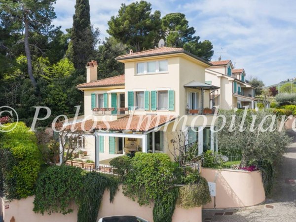 casa indipendente in vendita a Porto San Giorgio