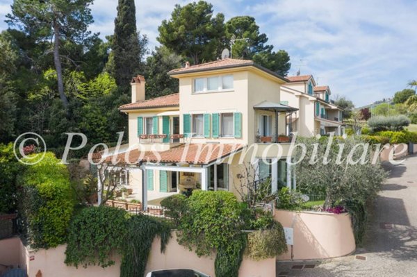 casa indipendente in vendita a Porto San Giorgio