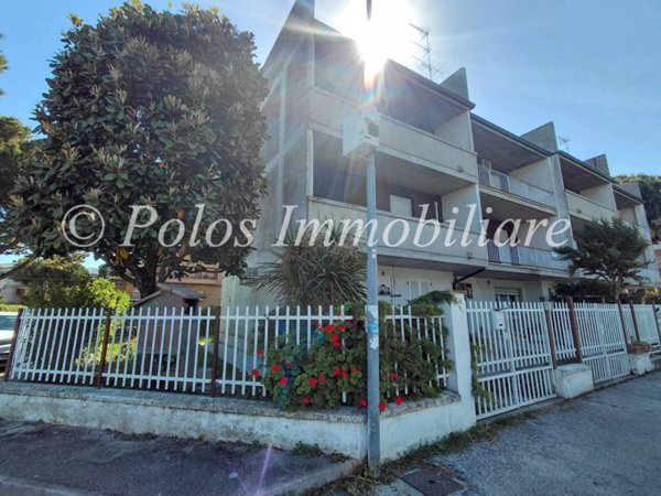 casa indipendente in vendita a Porto San Giorgio