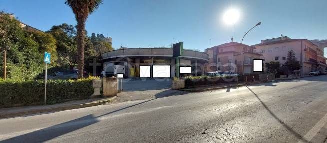 negozio in vendita a Porto San Giorgio