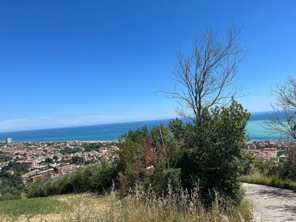 terreno agricolo in vendita a Porto San Giorgio