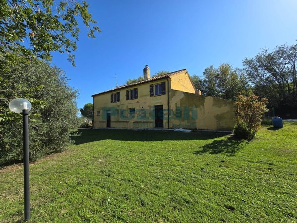 casa indipendente in vendita a Porto San Giorgio