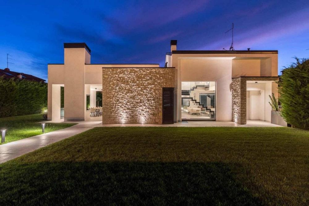 casa indipendente in vendita a Porto San Giorgio