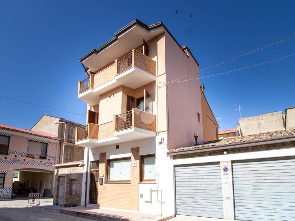 casa indipendente in vendita a Porto San Giorgio