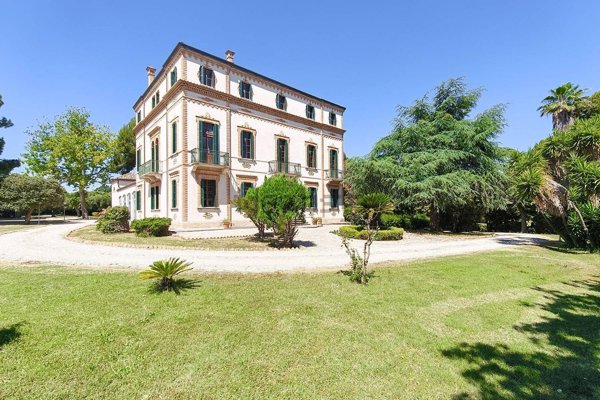 villa in vendita a Porto San Giorgio