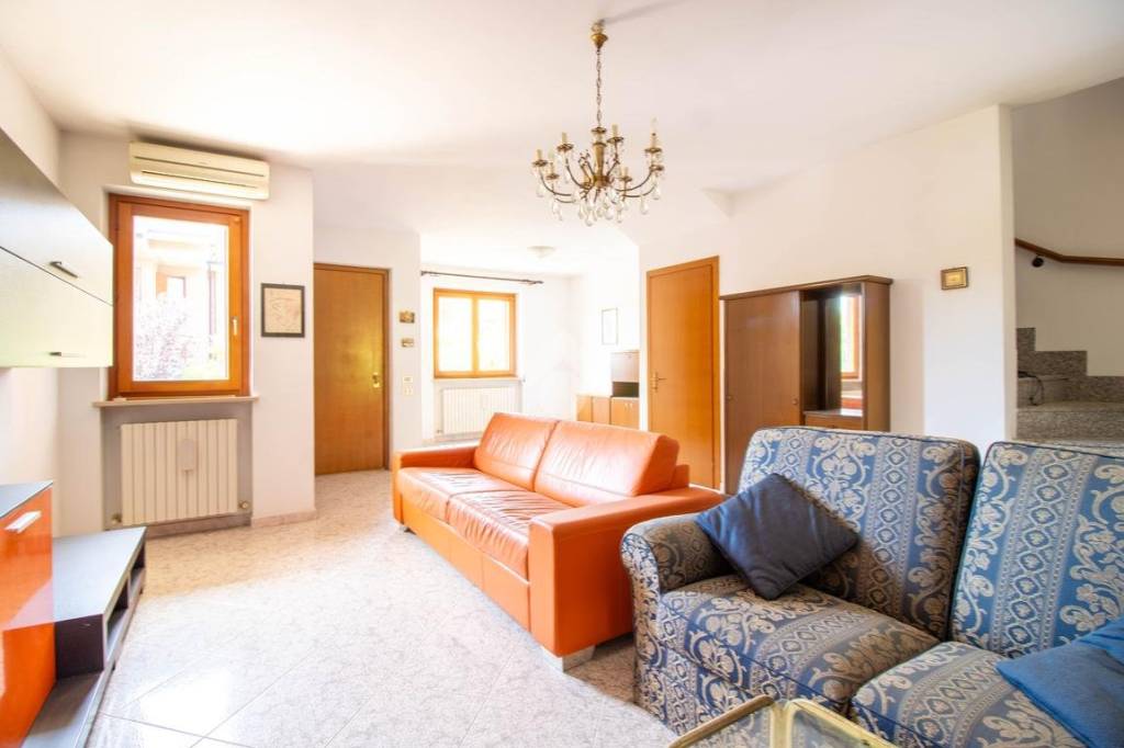 casa indipendente in vendita a Porto San Giorgio